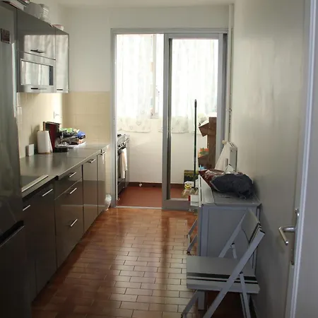 Gta Service Apartment